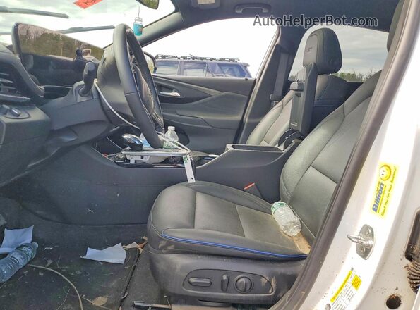 KL47LBE29RB048488 2024 BUICK OTHER White Вид салону спереду