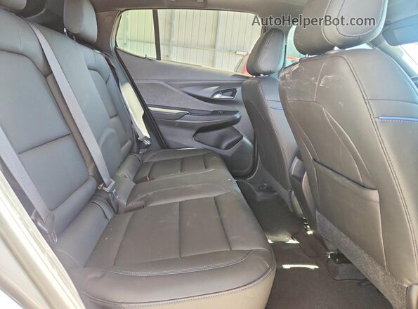 KL47LBEP3SB057687 2025 BUICK OTHER Silver უკანა სავარძლების ხედი