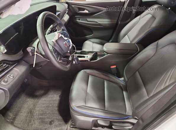 KL47LBEP9SB021342 2025 BUICK OTHER Белый Вид салона спереди