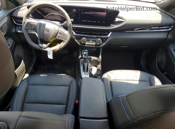 KL47LBEP9TB103508 2026 BUICK OTHER Черный Вид панели приборов