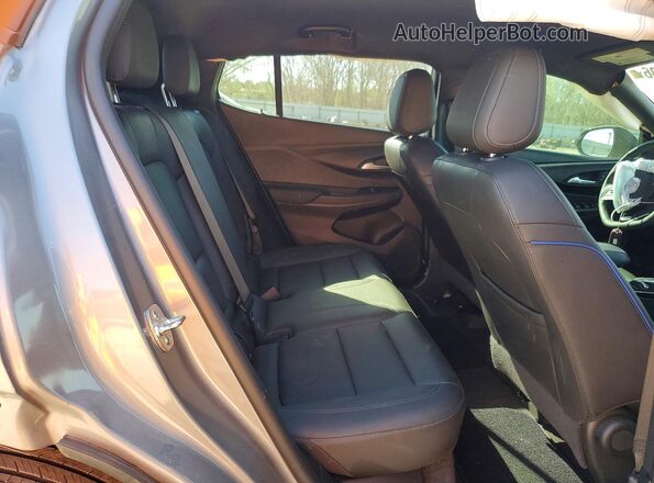 KL47LBEPXSB074227 2025 BUICK OTHER Silver Вид задньої частини салону