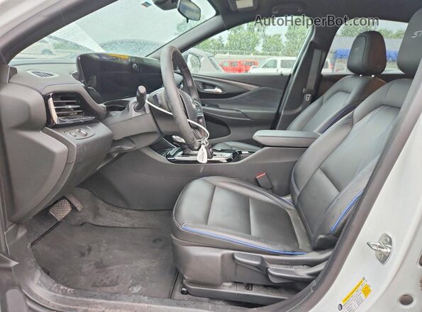 KL47LBEPXSB127346 2025 BUICK OTHER White Widok wnętrza z przodu