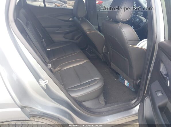KL47LCE26RB087108 2024 BUICK OTHER Gray Widok naklejki z numerem VIN