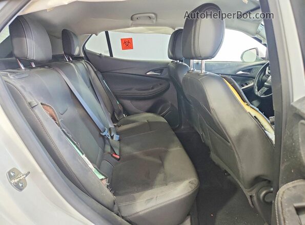 KL4AMBS20RB162757 2024 BUICK ENCORE White Вид задньої частини салону