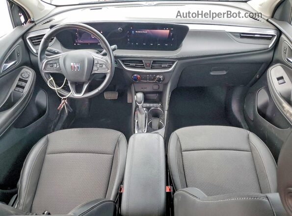 KL4AMBS21RB145448 2024 BUICK ENCORE Silver Widok deski rozdzielczej