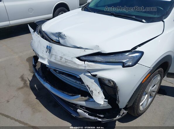 KL4AMBS22RB088855 2024 BUICK ENCORE White Vista frontal