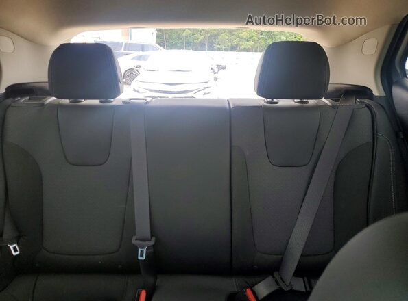 KL4AMBS23RB147217 2024 BUICK ENCORE White Widok tylnych siedzeń