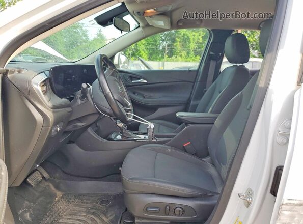 KL4AMBS27RB069234 2024 BUICK ENCORE Белый Вид салона спереди
