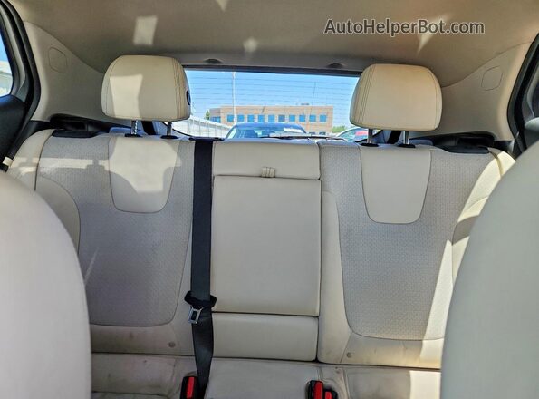 KL4AMBS28RB004537 2024 BUICK ENCORE Silver Rear seats view