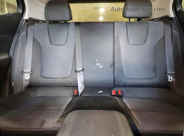 KL4AMBS29RB060177 2024 BUICK ENCORE Blue Widok tylnych siedzeń