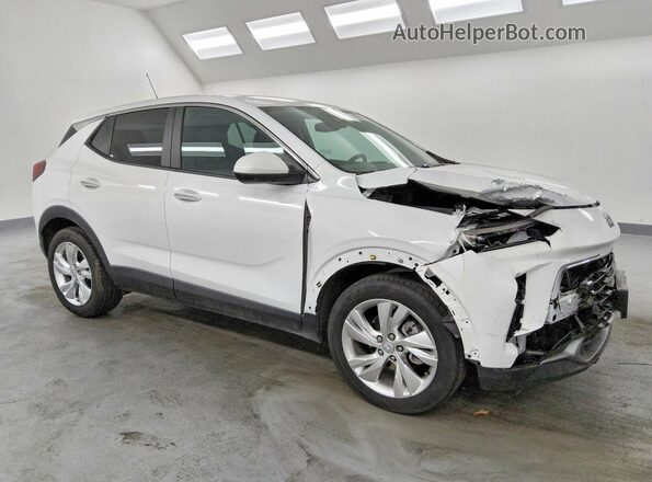 KL4AMBSL2SB143528 2025 BUICK ENCORE White Delantero derecho