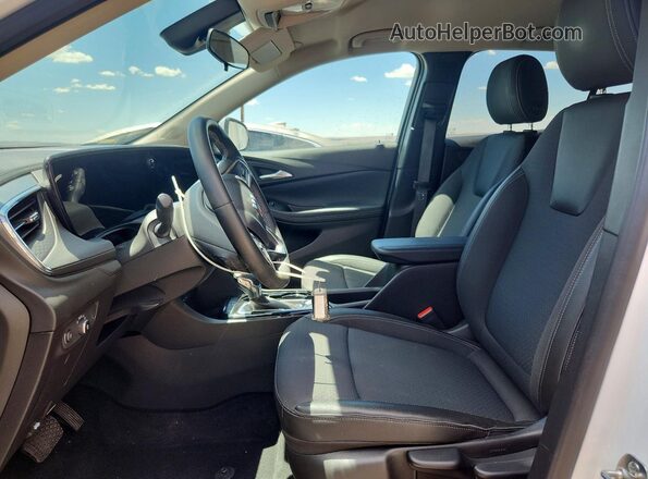 KL4AMBSL3SB212839 2025 BUICK ENCORE White Front interior view