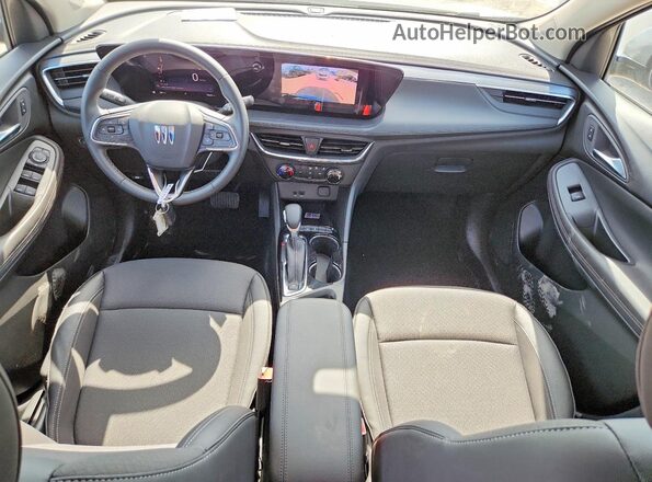 KL4AMBSL6TB107794 2026 BUICK ENCORE Gray Widok deski rozdzielczej