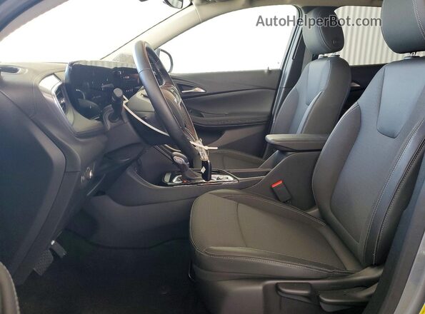 KL4AMBSL9TB102704 2026 BUICK ENCORE Gray Widok wnętrza z przodu