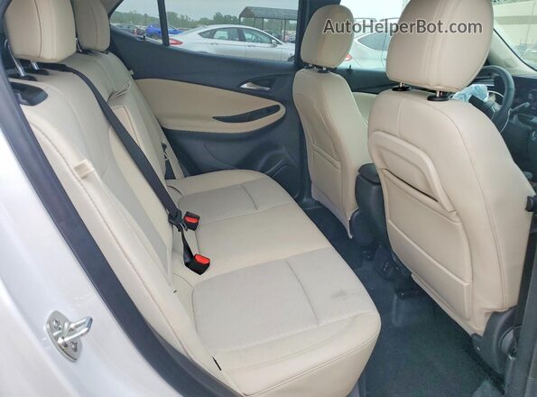 KL4AMCSL3TB155923 2026 BUICK ENCORE White Вид задньої частини салону