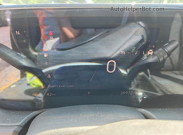 KL4AMCSL5RB003358 2024 BUICK ENCORE Maroon Instrument cluster view