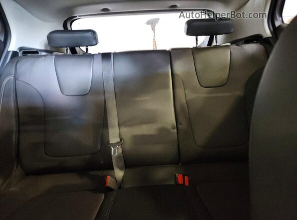 KL4AMCSL6SB051702 2025 BUICK ENCORE White Widok tylnych siedzeń