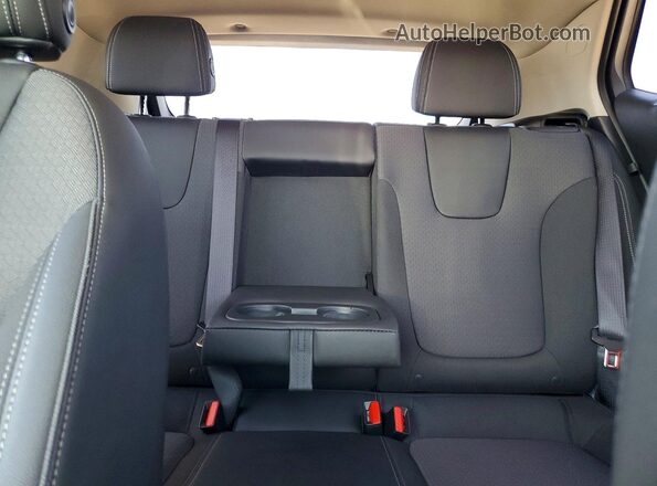KL4AMCSL8TB008948 2026 BUICK ENCORE Gray Widok tylnych siedzeń