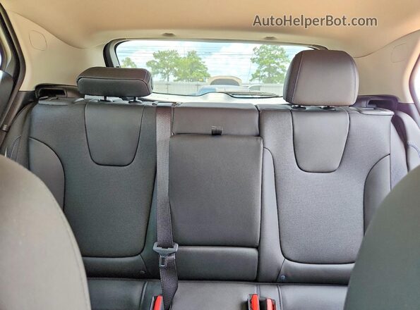 KL4AMDSL3TB072658 2026 BUICK ENCORE Красный Вид задних сидений