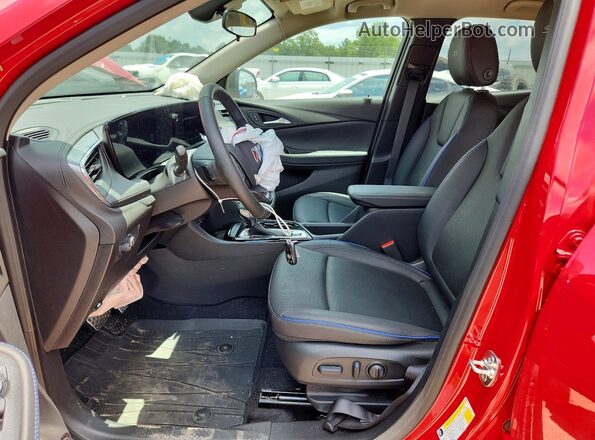 KL4AMDSL3TB072658 2026 BUICK ENCORE Красный Вид салона спереди