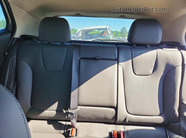 KL4AMDSL6RB213165 2024 BUICK ENCORE Silver Vista de los asientos traseros
