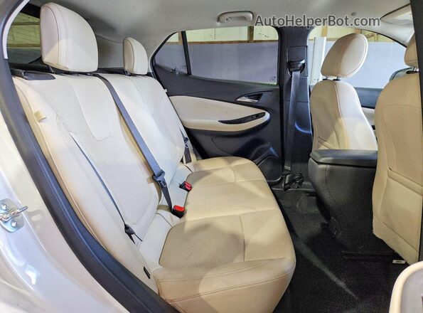 KL4AMDSL6RB214073 2024 BUICK ENCORE White Вид задньої частини салону