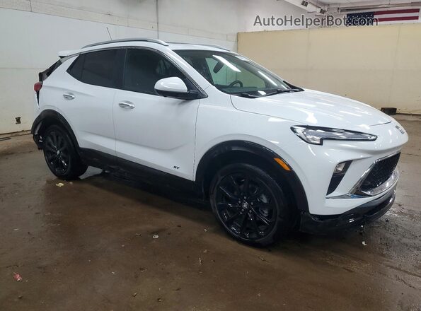 KL4AMESL9TB052260 2026 BUICK ENCORE White Przód prawy