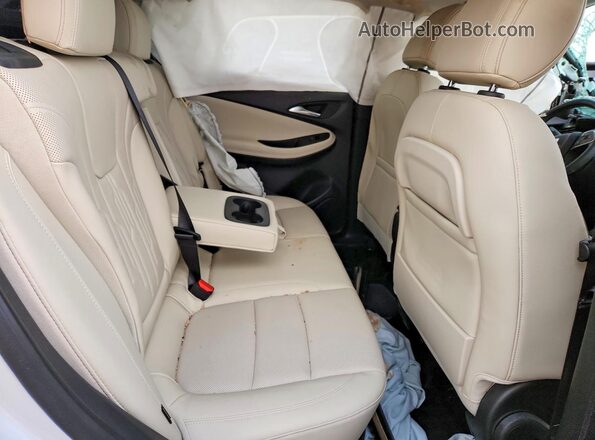 KL4AMFSL0SB093638 2025 BUICK ENCORE White Vista de los asientos traseros