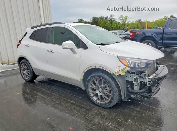 KL4CJ1SB0JB707971 2018 BUICK ENCORE Белый Передняя правая четверть