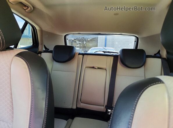 KL4CJ1SB7KB714126 2019 BUICK ENCORE Red Widok tylnych siedzeń