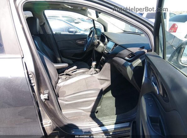 KL4CJ2SB4JB610293 2018 BUICK ENCORE Silver Вид салону спереду