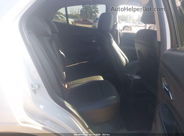 KL4CJASB0HB070011 2017 BUICK ENCORE White VIN կոդի պիտակի տեսք
