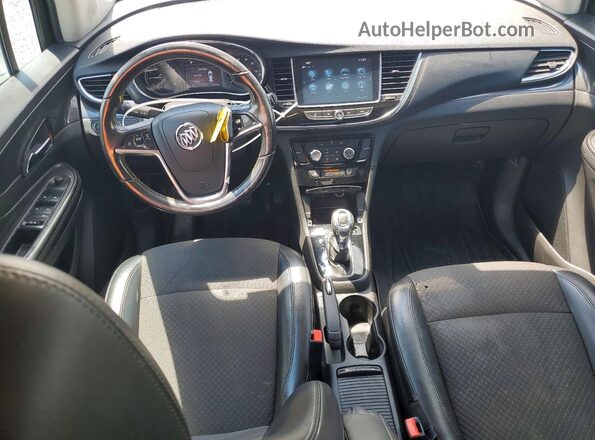 KL4CJASB1JB517838 2018 BUICK ENCORE Silver Вид панелі приладів