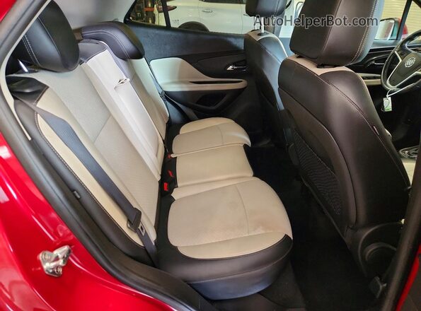 KL4CJASB2KB866962 2019 BUICK ENCORE Red Вид задньої частини салону