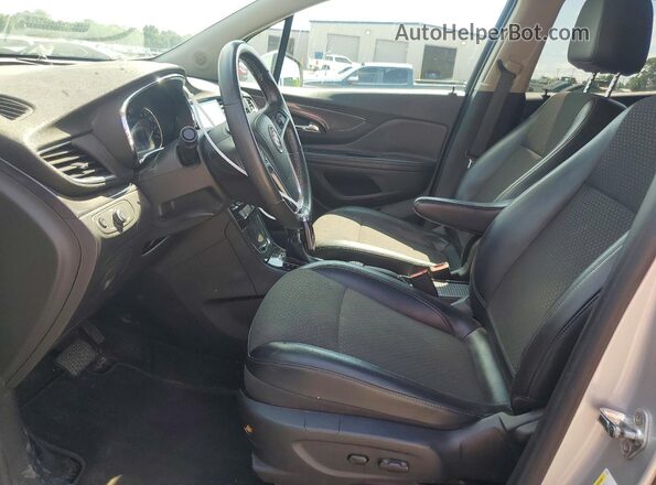 KL4CJASB3LB328854 2020 BUICK ENCORE Серебряный Вид салона спереди