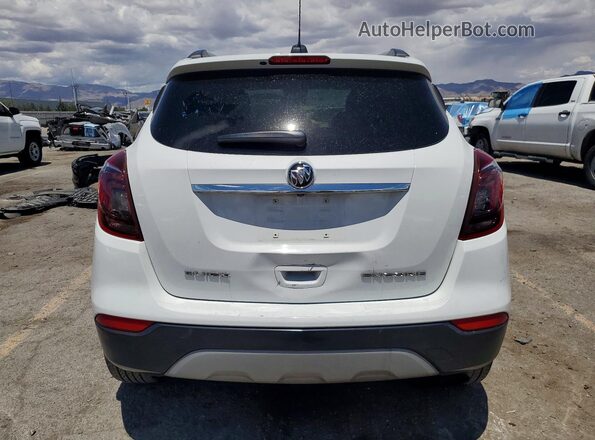 KL4CJASB4JB711957 2018 BUICK ENCORE White Հետևի տեսք