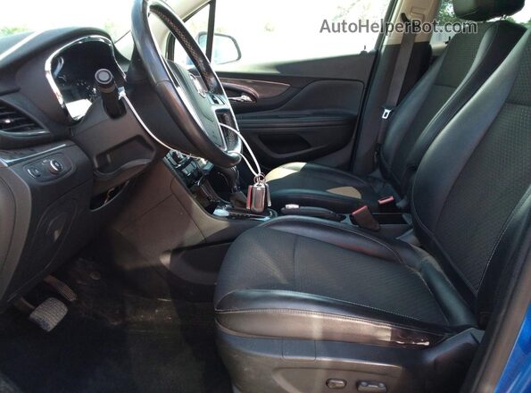 KL4CJASB5JB541043 2018 BUICK ENCORE Синий Вид салона спереди