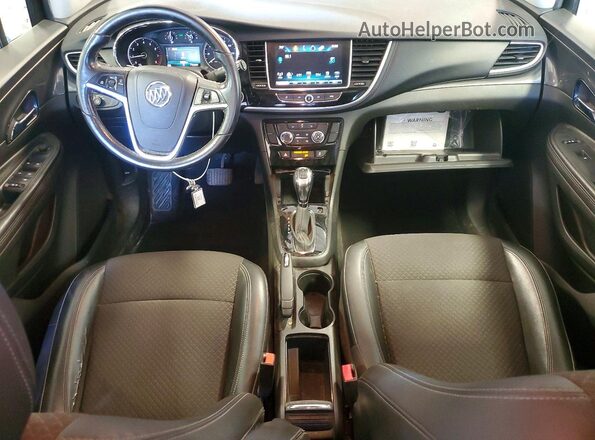 KL4CJASB5JB541043 2018 BUICK ENCORE Синий Вид панели приборов
