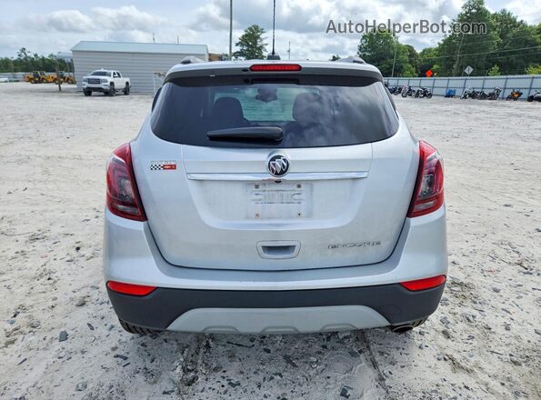 KL4CJASB5MB307036 2021 BUICK ENCORE Silver Вид ззаду