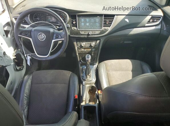 KL4CJASB6HB252778 2017 BUICK ENCORE White Вид панелі приладів