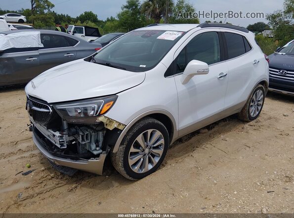 KL4CJASB6JB579560 2018 BUICK ENCORE White წინა მარცხენა ხედი სამი მეოთხედიდან