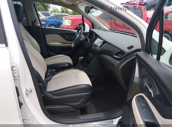 KL4CJASB6JB579560 2018 BUICK ENCORE White წინა სალონის ხედი