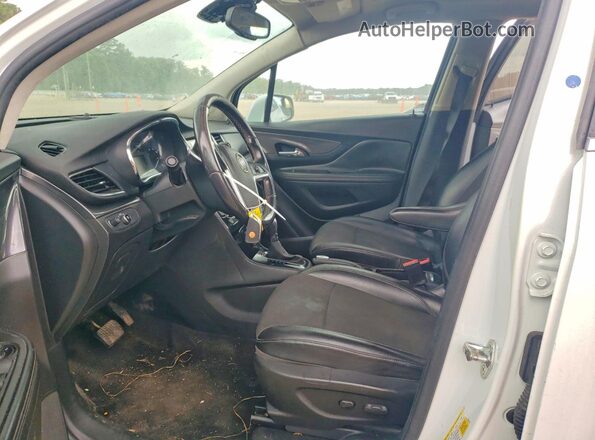 KL4CJASB6JB699701 2018 BUICK ENCORE White Вид салону спереду