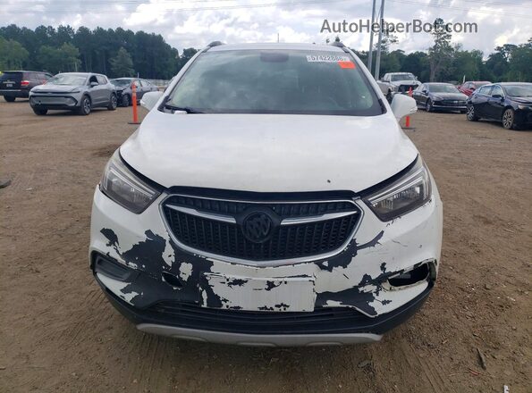 KL4CJASB6JB699701 2018 BUICK ENCORE White Вид спереду