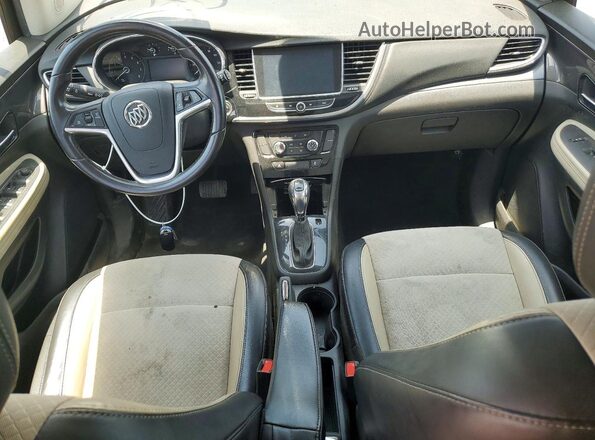 KL4CJASB6KB884722 2019 BUICK ENCORE Blue Вид панелі приладів