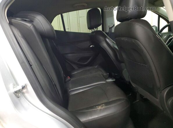 KL4CJASB7KB716300 2019 BUICK ENCORE Silver Widok wnętrza z tyłu
