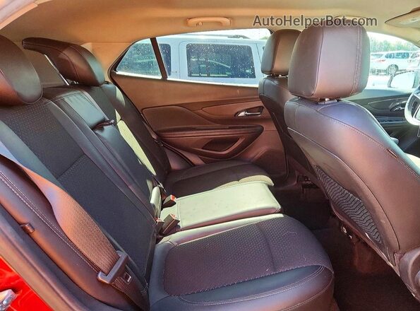 KL4CJASB7MB331063 2021 BUICK ENCORE Red Вид задньої частини салону
