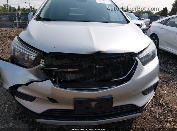 KL4CJASB8JB589636 2018 BUICK ENCORE Серебряный Вид спереди