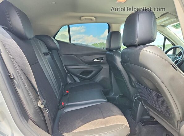 KL4CJASB8KB886309 2019 BUICK ENCORE Серебряный Вид задней части салона