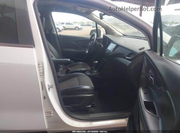 KL4CJASB8LB028176 2020 BUICK ENCORE White Front interior view